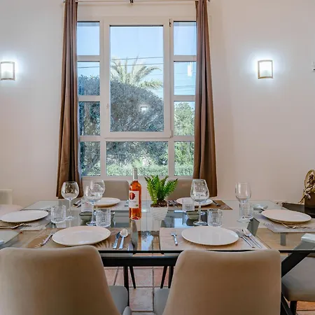Romer By Interhome דניה